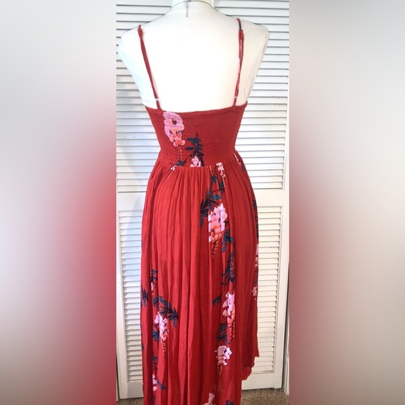 Free People Beau Red Floral Print Smocked Maxi Dress Size Small - Picture 7 of 10
